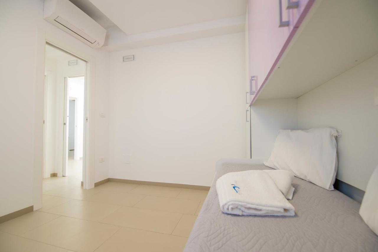 אבולה Onde Di Sicilia Suite Sea View מראה חיצוני תמונה