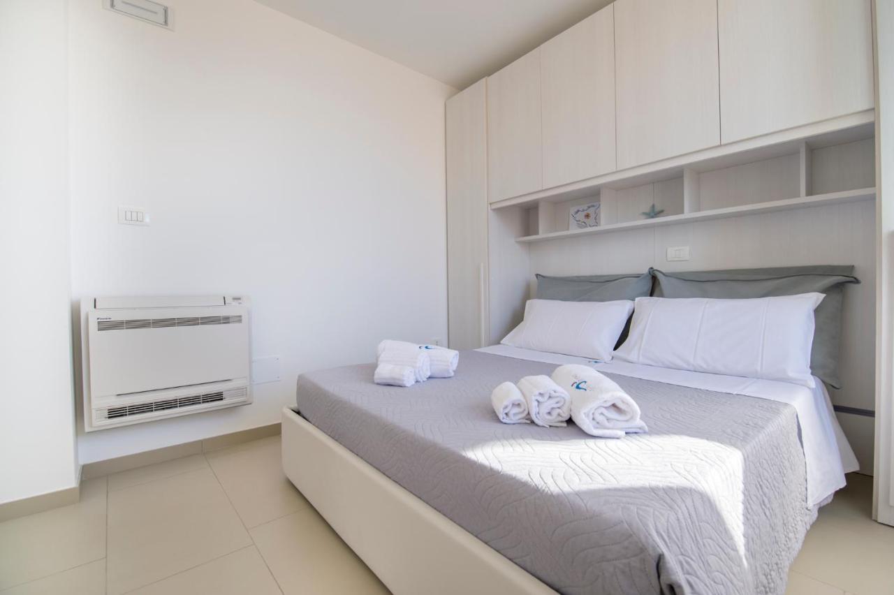 אבולה Onde Di Sicilia Suite Sea View מראה חיצוני תמונה